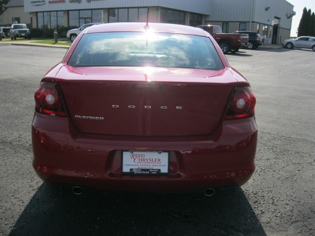 2013 Dodge Avenger SE