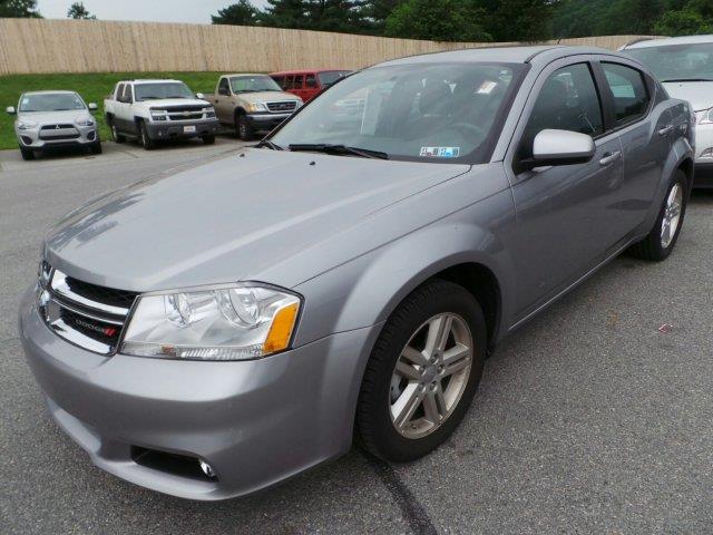 2013 Dodge Avenger S