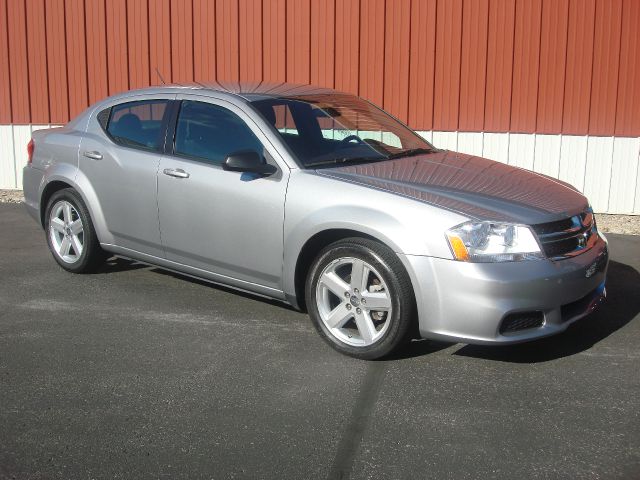 2013 Dodge Avenger Base