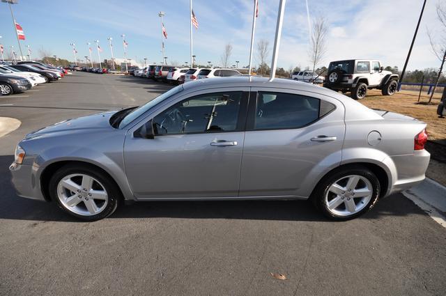 2013 Dodge Avenger SE