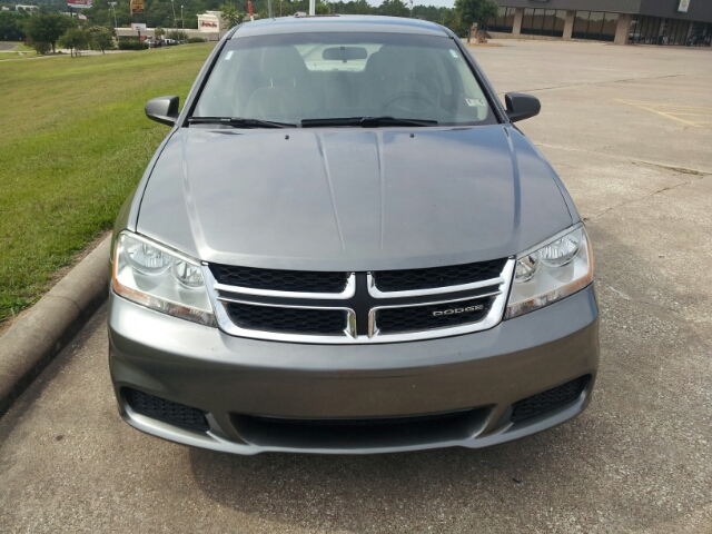 2013 Dodge Avenger SE