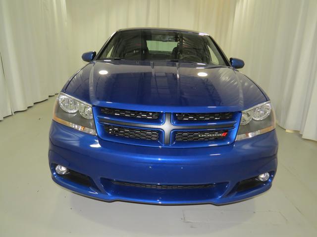 2013 Dodge Avenger SLT 25