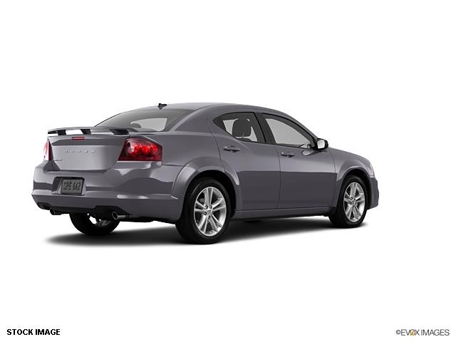 2013 Dodge Avenger Unknown