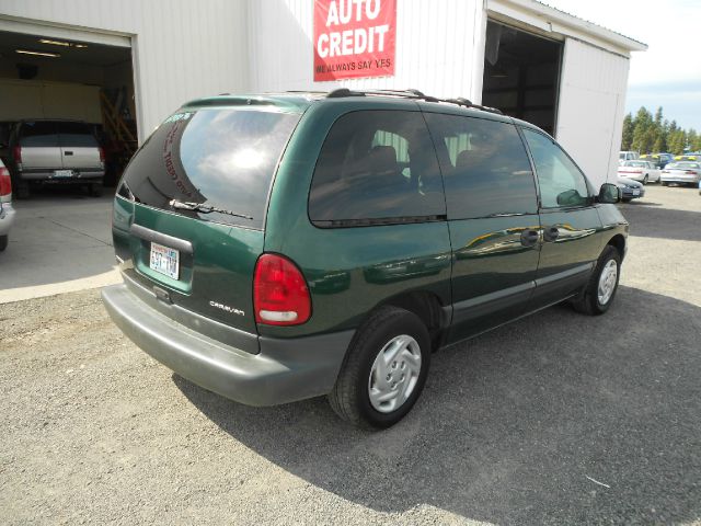 1996 Dodge Caravan SE