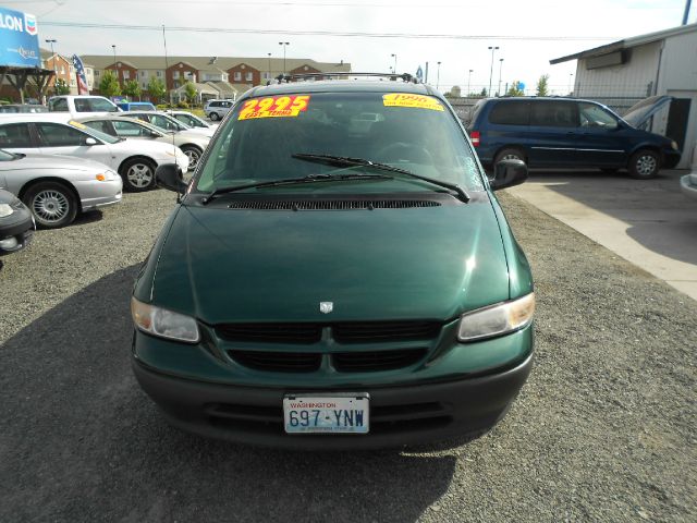 1996 Dodge Caravan SE