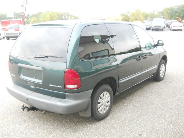 1996 Dodge Caravan Base