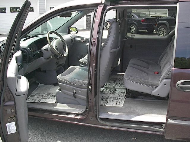 1997 Dodge Caravan Base