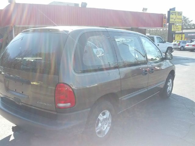 1998 Dodge Caravan Base