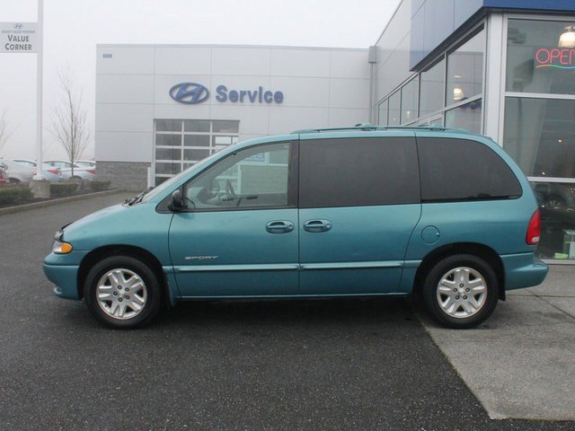 1998 Dodge Caravan SE