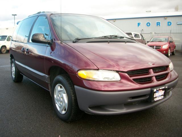 1999 Dodge Caravan SE