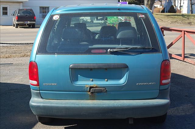 1999 Dodge Caravan Base