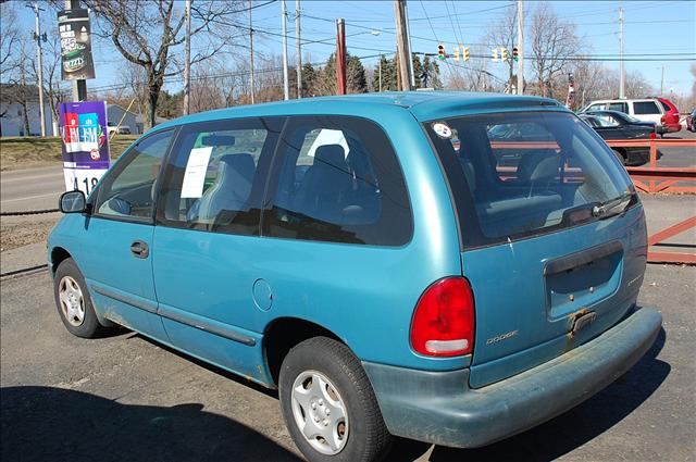 1999 Dodge Caravan Base