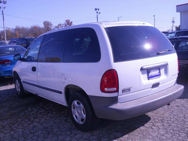 1999 Dodge Caravan Base