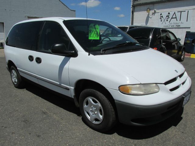 2000 Dodge Caravan Base