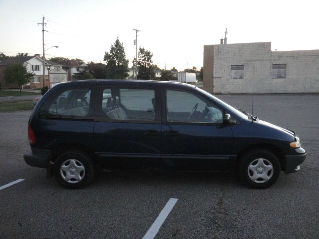 2000 Dodge Caravan Base