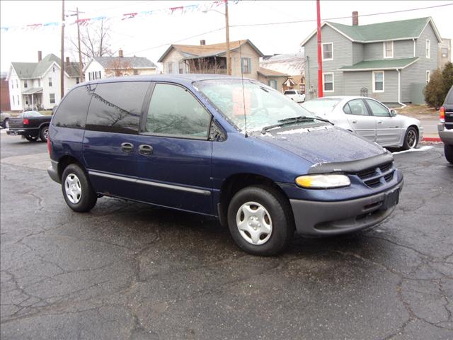 2000 Dodge Caravan Base