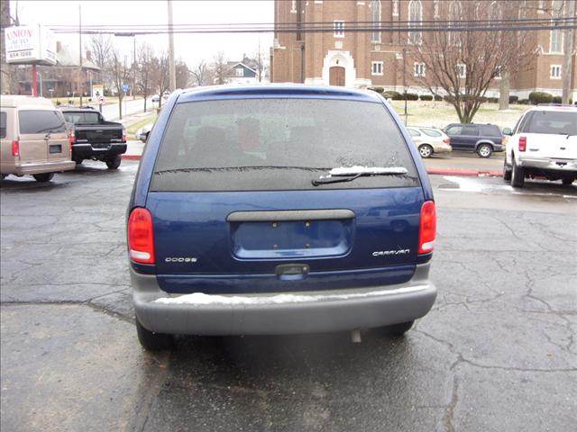 2000 Dodge Caravan Base