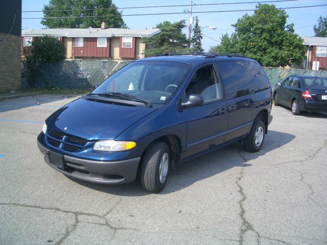 2000 Dodge Caravan Base