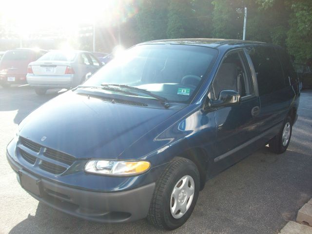 2000 Dodge Caravan Base