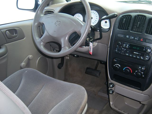 2002 Dodge Caravan SE