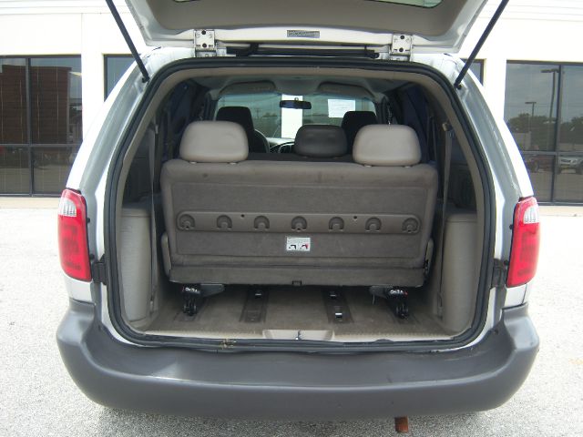 2002 Dodge Caravan SE