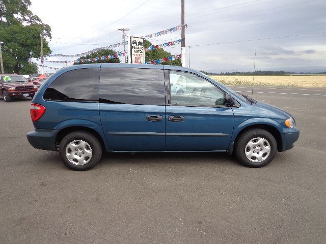 2002 Dodge Caravan SE