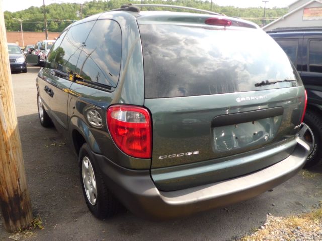 2003 Dodge Caravan SE