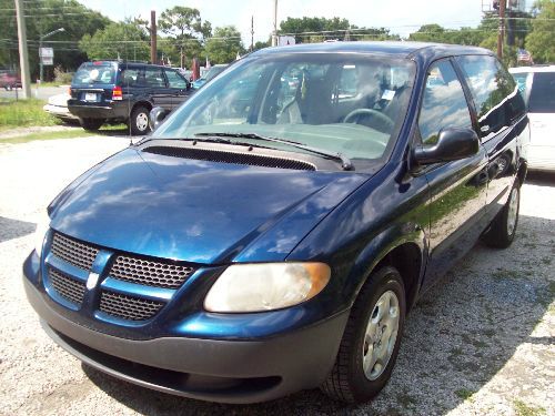 2003 Dodge Caravan SE