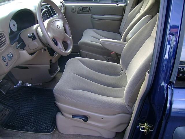 2003 Dodge Caravan S