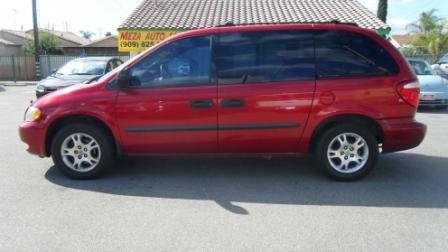 2003 Dodge Caravan SE