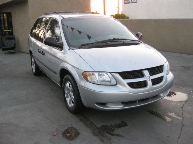 2003 Dodge Caravan SE