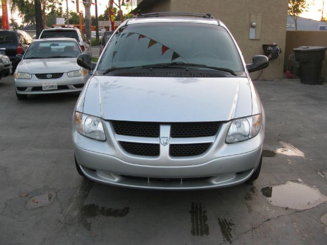 2003 Dodge Caravan SE