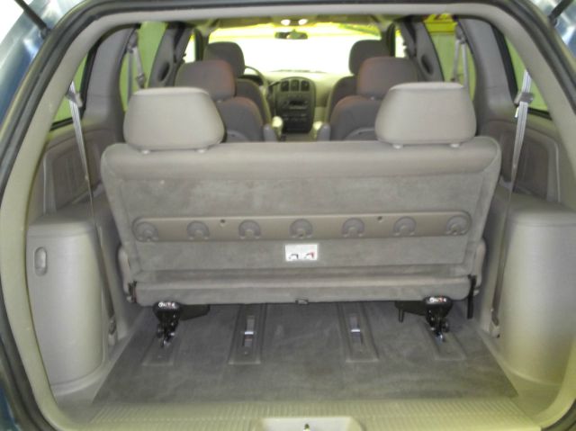 2003 Dodge Caravan SE