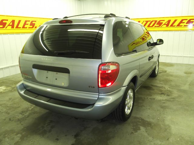 2003 Dodge Caravan SE