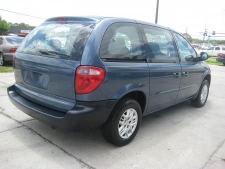 2004 Dodge Caravan SE