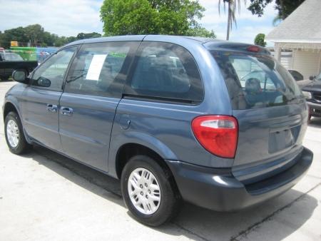 2004 Dodge Caravan SE