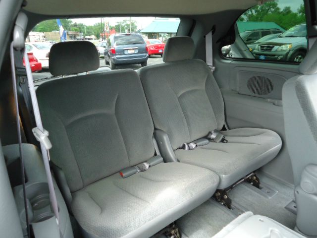 2004 Dodge Caravan S