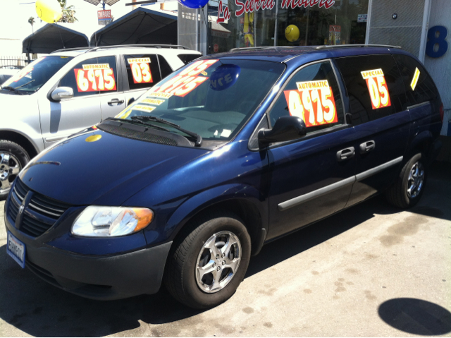 2005 Dodge Caravan SE