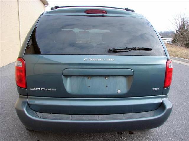 2005 Dodge Caravan S