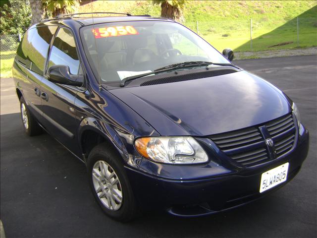 2005 Dodge Caravan SE