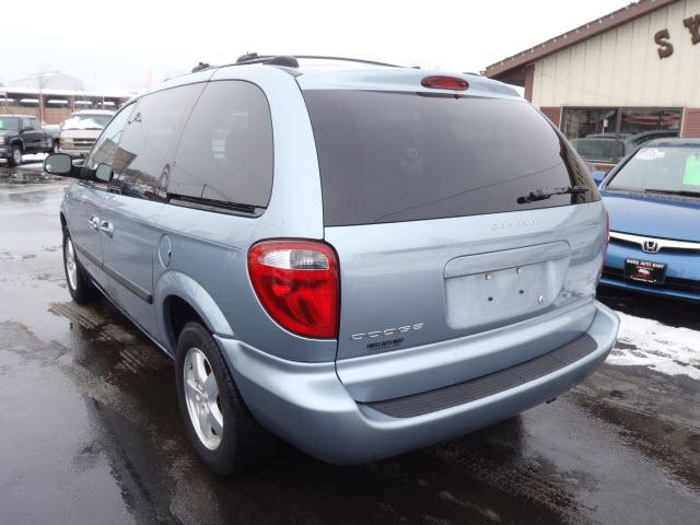 2005 Dodge Caravan S