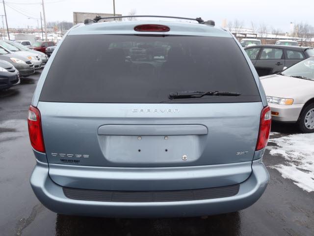 2005 Dodge Caravan S