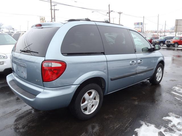 2005 Dodge Caravan S