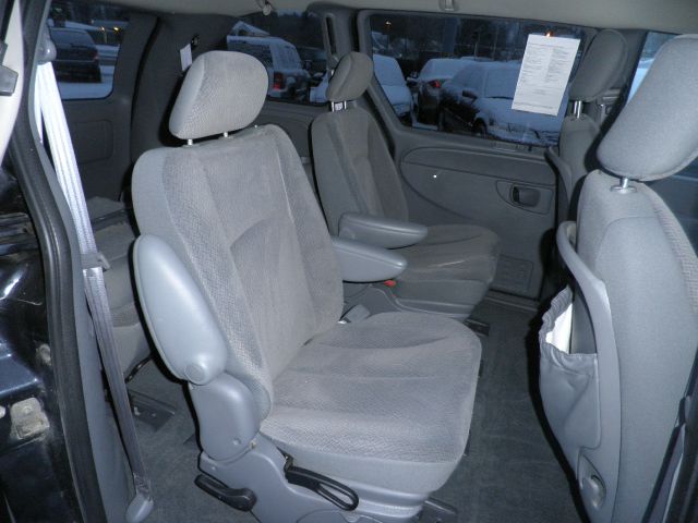 2005 Dodge Caravan S