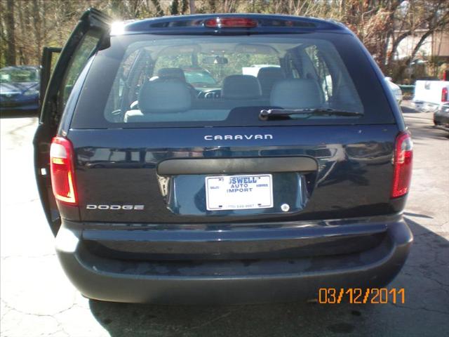 2005 Dodge Caravan SE