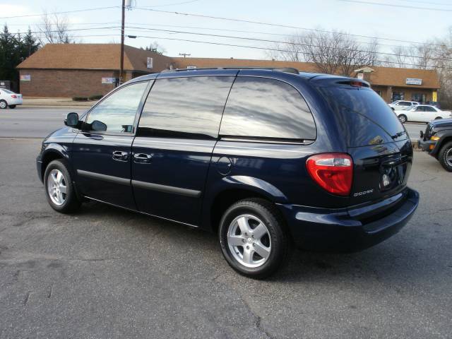 2005 Dodge Caravan ES Sport