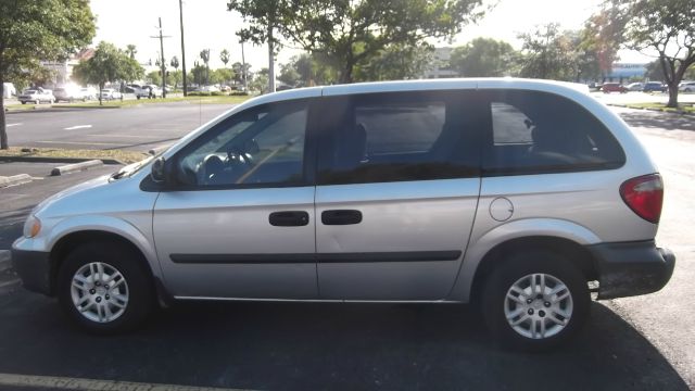 2005 Dodge Caravan SE