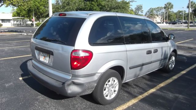 2005 Dodge Caravan SE