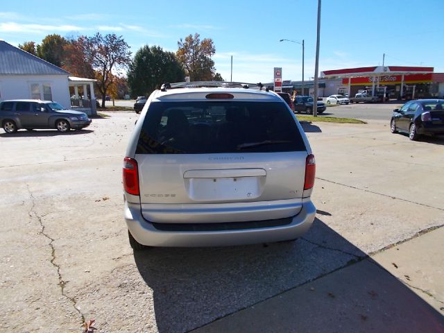 2005 Dodge Caravan S