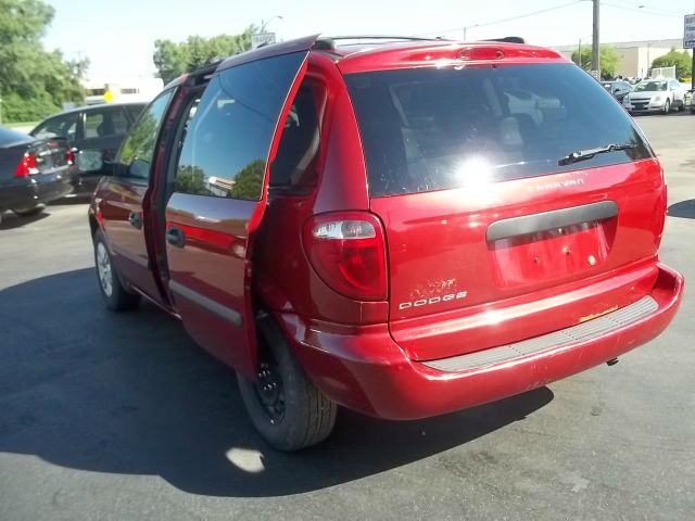 2005 Dodge Caravan SE